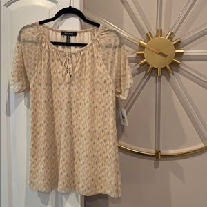 Ellen Tracy light and airy sz M.NWT.